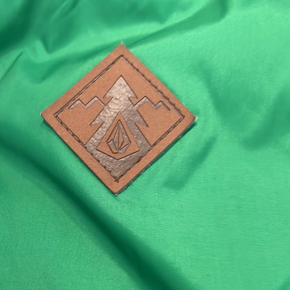 Volcom green winter retro puffy vest - Picture 3 of 6